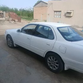 Toyota Camry 1996