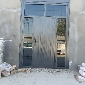 Daşky we İçki gapy