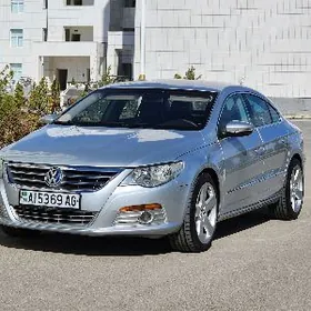 Volkswagen CC 2011