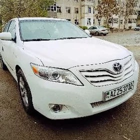 Toyota Camry 2010