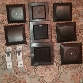 Включатель,разетка и автомат