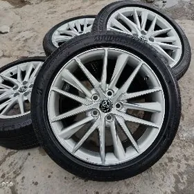 21-22 Camry Diska Teker 18