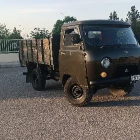 UAZ 452 1984