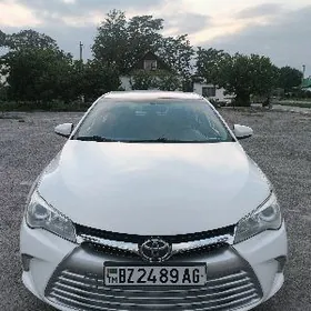 Toyota Camry 2017