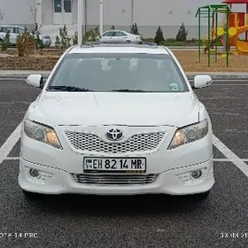 Toyota Camry 2011