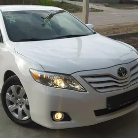 Toyota Camry 2010