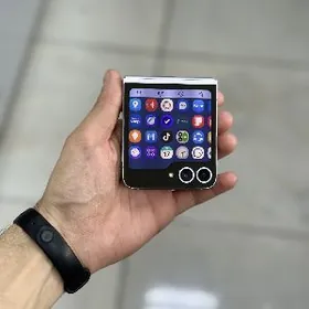 Samsung Z Flip 6 12/256GB