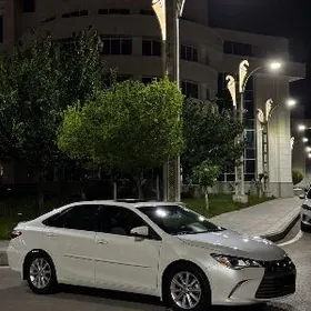 Toyota Camry 2016