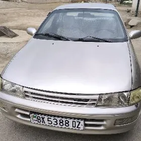 Toyota Carina 1992