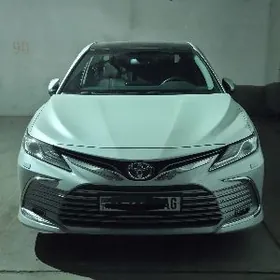 Toyota Camry 2023
