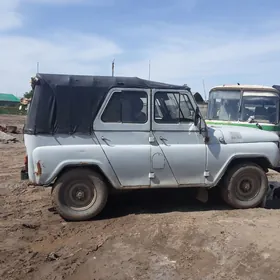 UAZ 469 1988