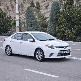 Toyota Corolla 2015