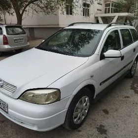 Opel Astra 2004