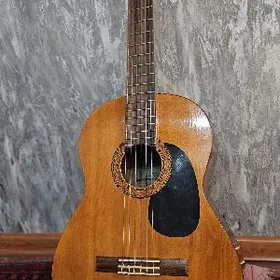 Gitara yamaha C40