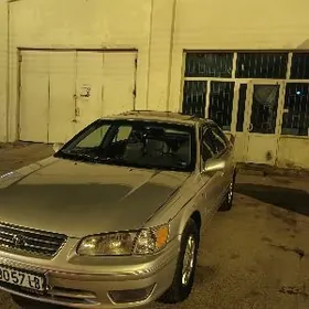 Toyota Camry 2000