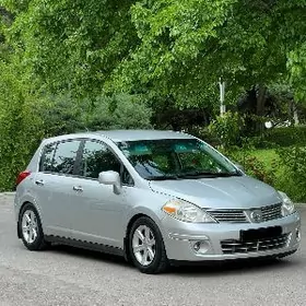 Nissan Versa 2010