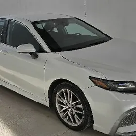 Toyota Camry 2022