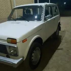 Lada Niva 2002
