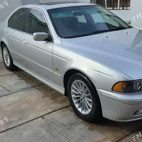 BMW E39 2002