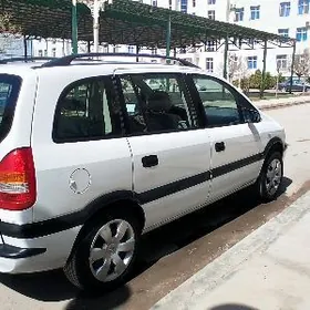Opel Zafira 2002