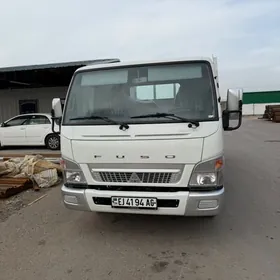 Mitsubishi Canter 2025