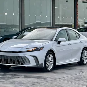Toyota Camry 2024