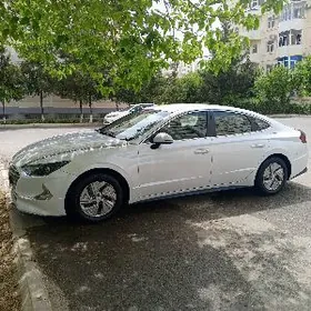 Hyundai Sonata Hybrid 2020