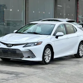 Toyota Camry 2022