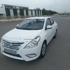 Nissan Sunny 2023