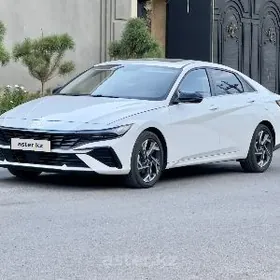 Hyundai Elantra 2025