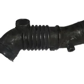 hilux benzin podtrubka 05-15