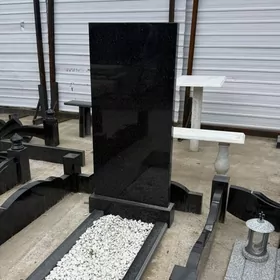 Pamyatnik Yadygarlik