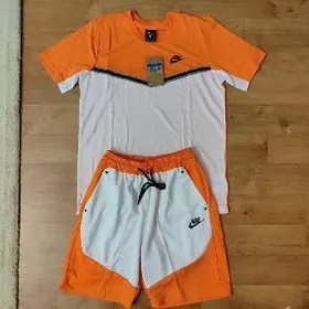 футболка с шортами