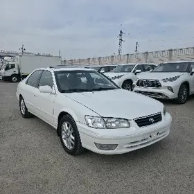 Toyota Camry 2001