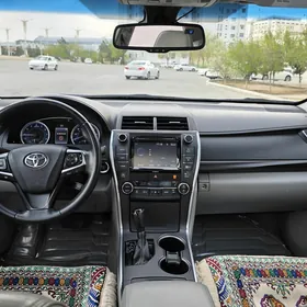 Toyota Camry 2016