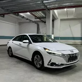 Hyundai Elantra 2021