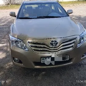 Toyota Camry 2011