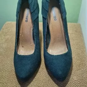 замшевые изумрудные туфли