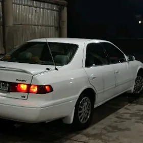 Toyota Camry 1998
