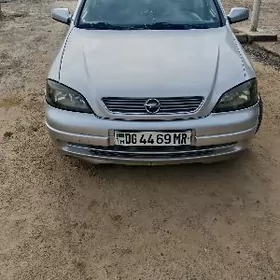 Opel Astra 2003