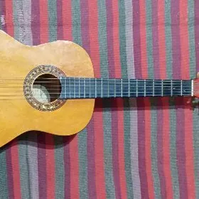 Классическая гитара