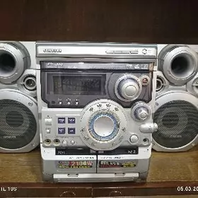 музыкальный центр