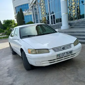 Toyota Camry 1999