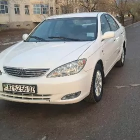Toyota Camry 2004