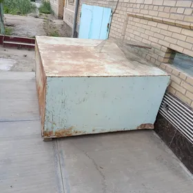 Demir seyf. Железа