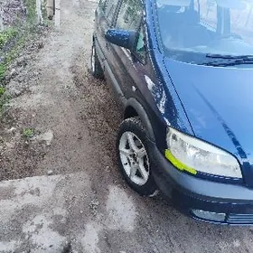 Opel Zafira 2002