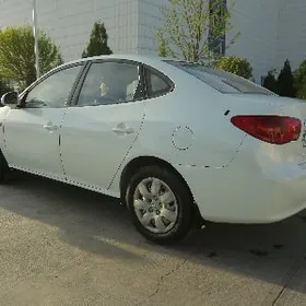 Hyundai Elantra 2010