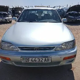 Toyota Camry 1993