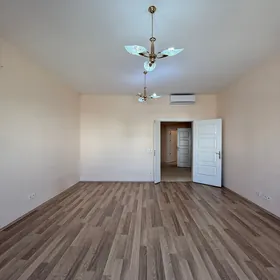 Mir 8 4kom 2etajМир 8 4ком