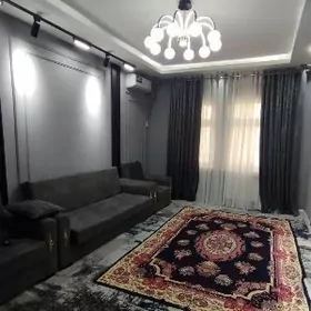 Arenda Mir 7/2 3 komnat